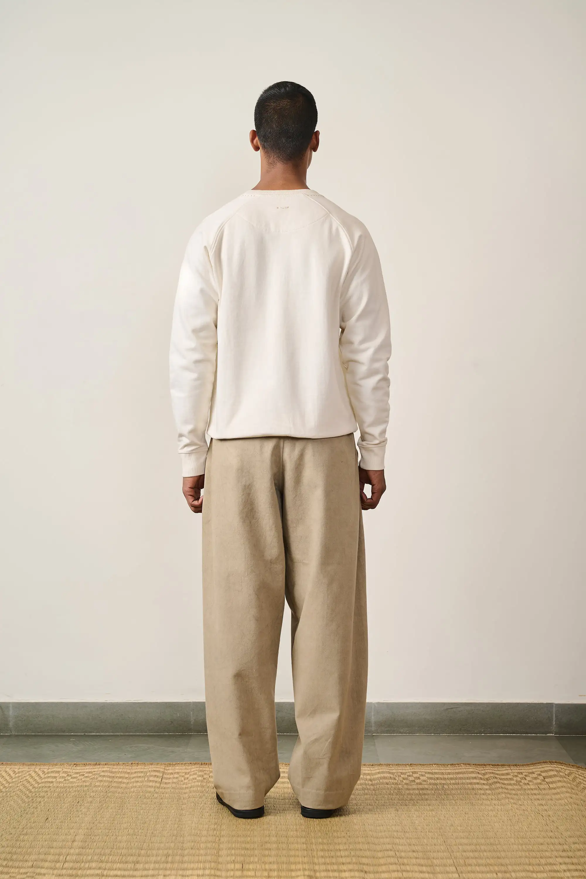 Ecru Sweatshirt - Image 4