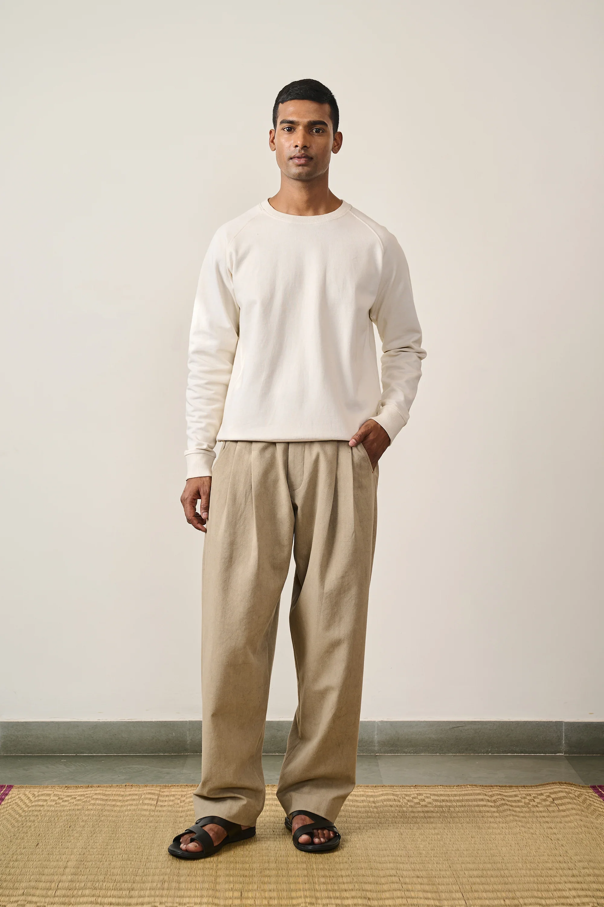 Ecru Sweatshirt - Image 7